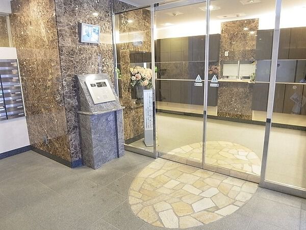 【日神デュオステージ常盤台銀座】エントランス