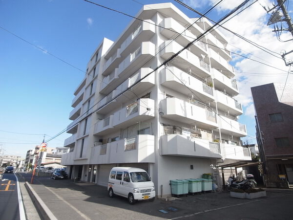 【志木コーポラス】外観写真