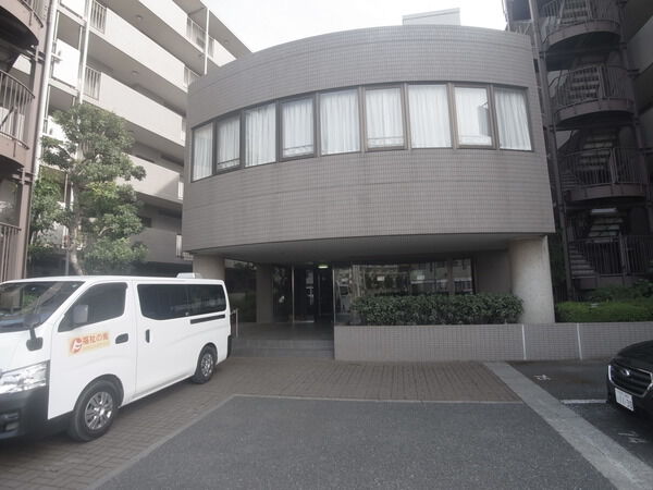 【ハイホームみずほ台】エントランス