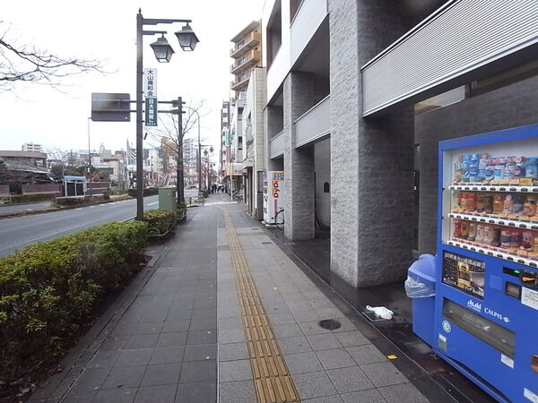 【メインステージ大山】前面道路