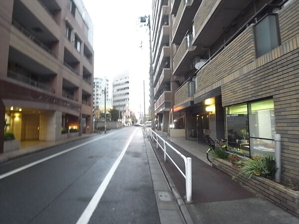 【ライオンズマンション大山幸町】前面道路