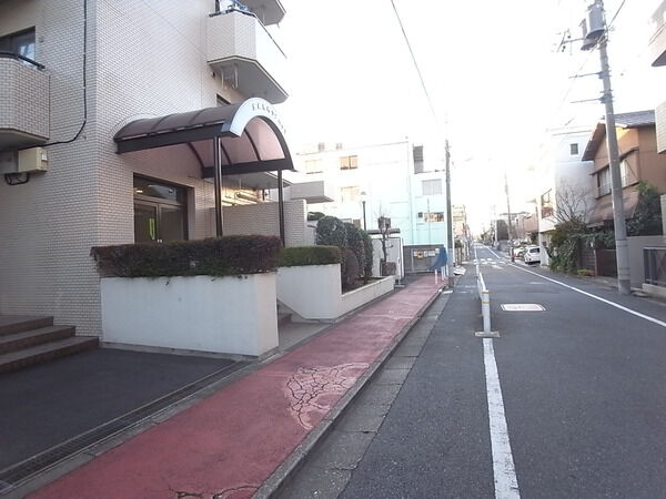 【大山南町サンハイツ】前面道路