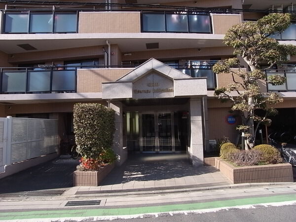 【クリオ鶴瀬壱番館】エントランス 【クリオ鶴瀬壱番館】エントランス
