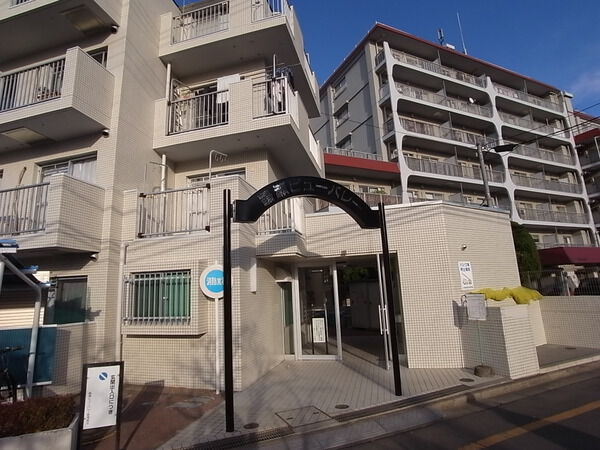 【鶴瀬ビューパレー】エントランス