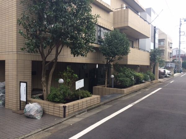 【パラシオン椎名町】前面道路