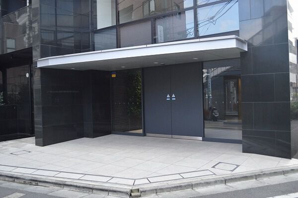 【フェニックス椎名町駅前】エントランス 【フェニックス椎名町駅前】エントランス