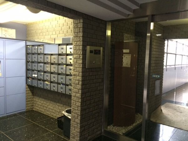 【マイファリエ椎名町】郵便ポスト 共用部分 【マイファリエ椎名町】郵便ポスト 共用部分
