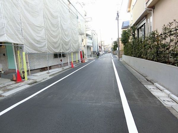 【椎名町ハイム】前面道路 【椎名町ハイム】前面道路