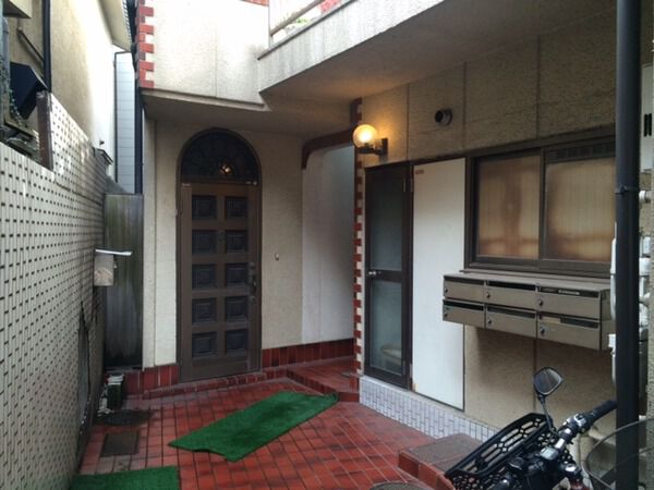 【南長崎第２マンション】エントランス