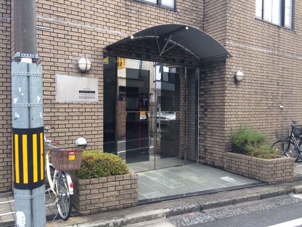 【マイファリエエレガンテ】マンション入り口 【マイファリエエレガンテ】マンション入り口