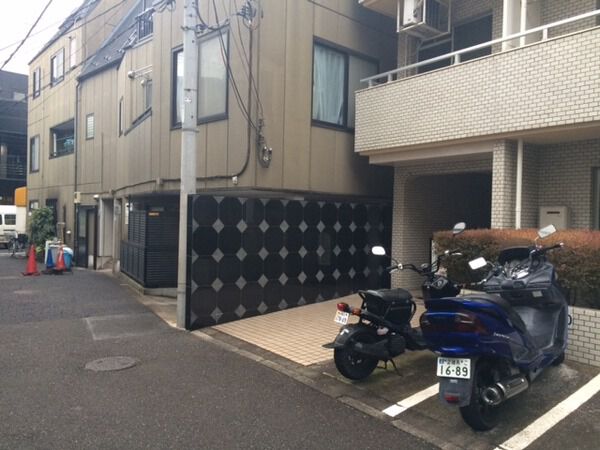 【東長崎センチュリー２１】エントランス