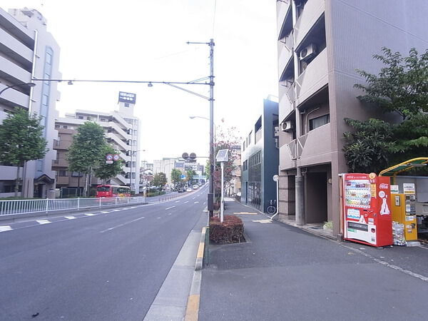 【リバティヒルズ中村橋】前面道路