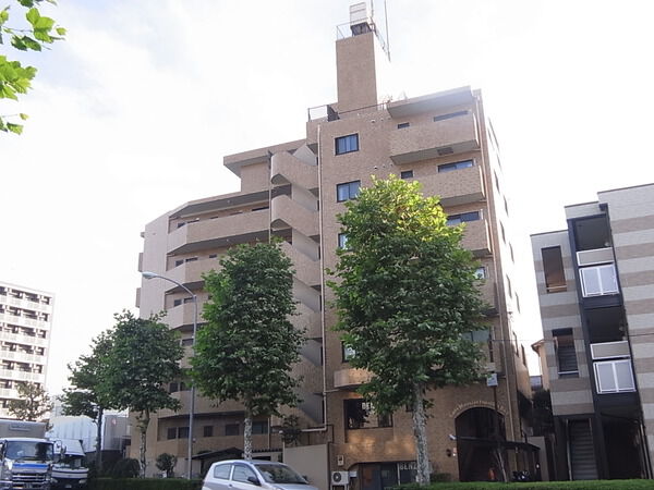 【ライオンズマンション富士見台第2】外観