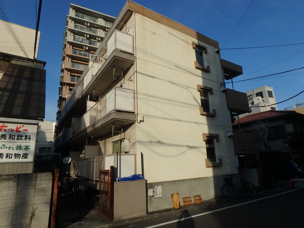 【ローヤルハイツ吉垣】外観写真