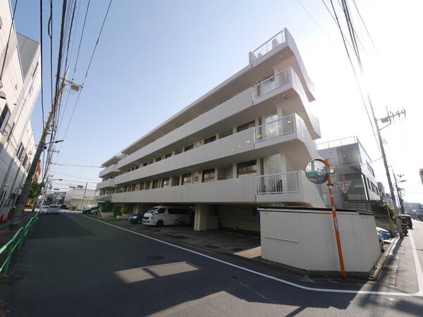 【ソレーユメゾン石神井】外観写真