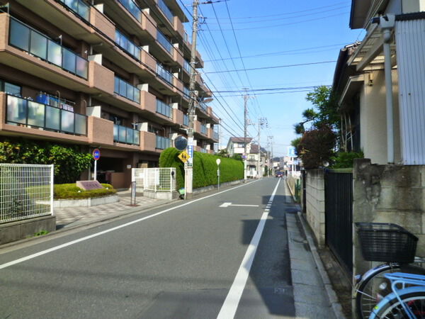 【ローヤルシャトー大泉学園】前面道路