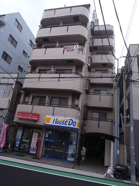 ファーストパレス