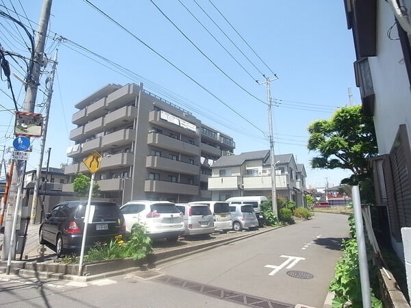【ワコーレ所沢Ⅲ】外観写真