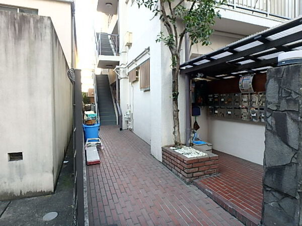 【練馬レジデンス】アプローチ 【練馬レジデンス】アプローチ