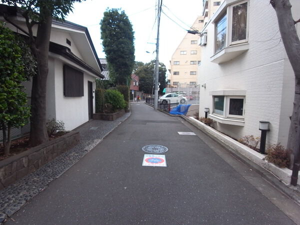 【パールシティー豊島園】前面道路 【パールシティー豊島園】前面道路