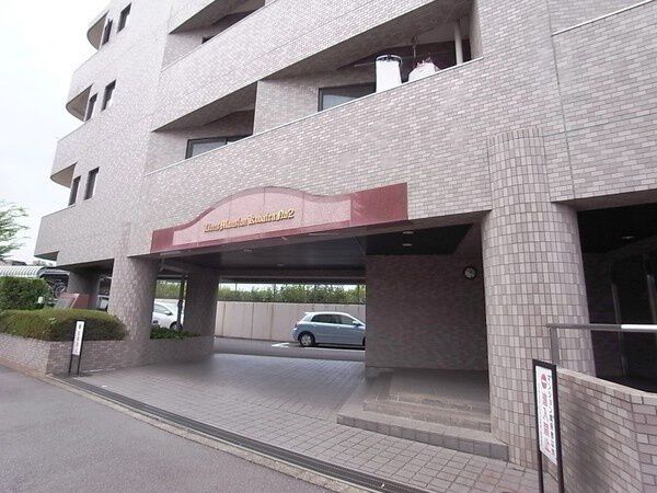 【ライオンズマンション小平第2】マンションエントランス 【ライオンズマンション小平第2】マンションエントランス