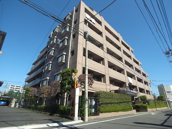 【ライオンズマンション小平南】外観写真