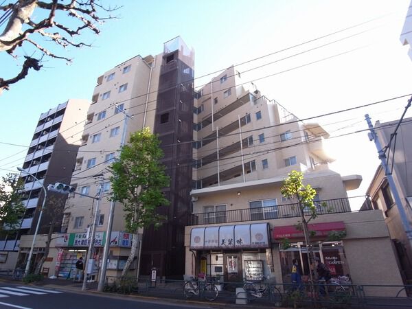 【ライオンズマンション中落合】外観写真