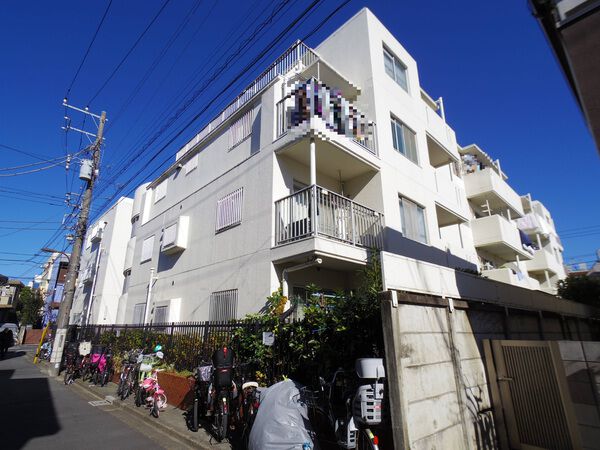 【ハイネス哲学堂】外観②
