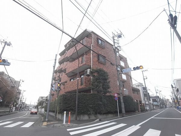 【ライオンズマンション沼袋第3】外観