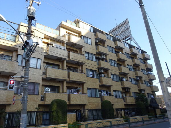 【ライオンズマンション野方】外観