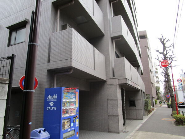 ルーブル都立家政参番館