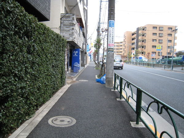【フェニックス武蔵関参番館】前面道路