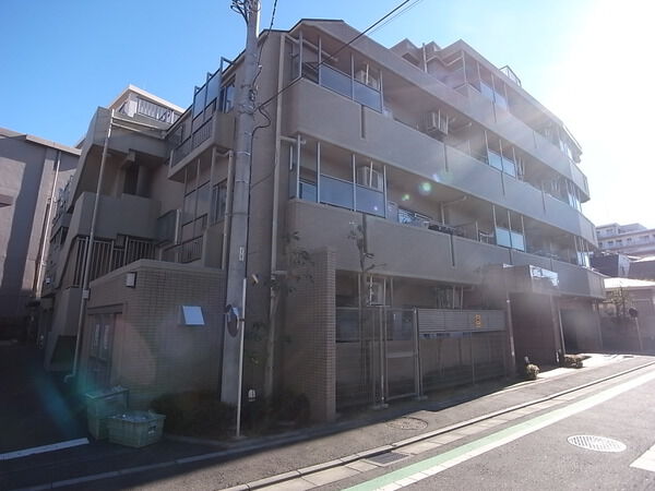 【ベルジュール西東京参番館】外観