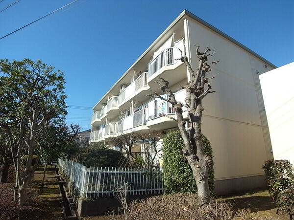 【エステート小平鈴木町団地】外観写真