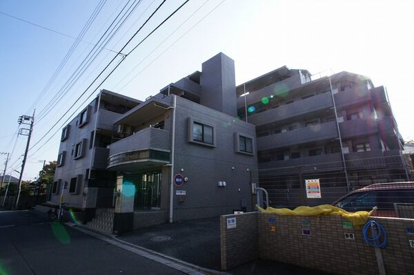 【ライオンズマンション一橋学園西町】外観
