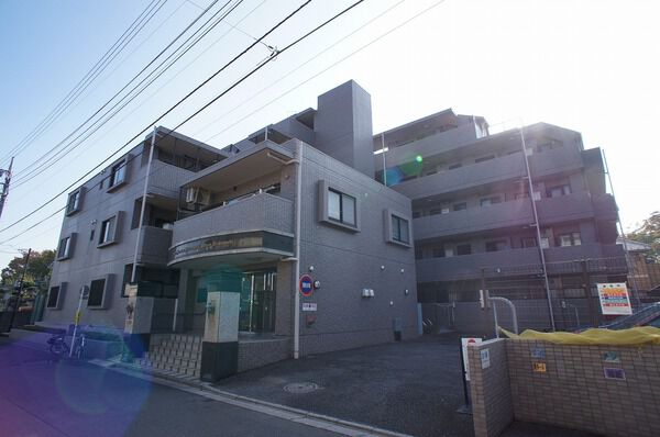 【ライオンズマンション一橋学園西町】外観