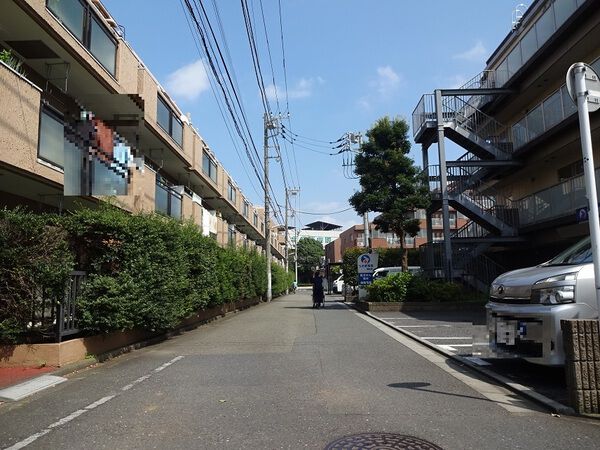 【調布ロイヤルハイツ】外観 【調布ロイヤルハイツ】外観