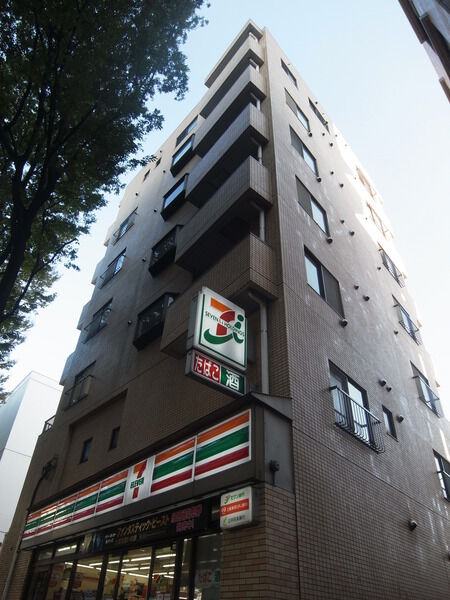 【ユニーブル明大前】外観 【ユニーブル明大前】外観