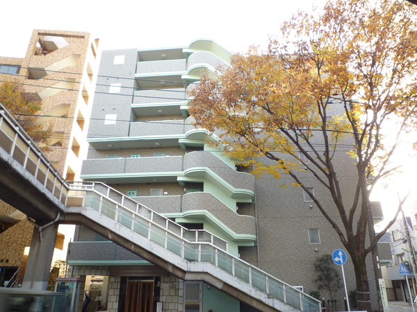 【アフェクシオン南烏山】建物外観