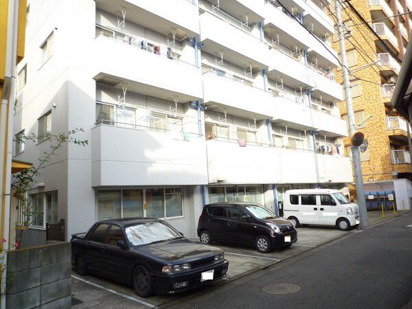 【いづみハイツ芦花公園】建物外観