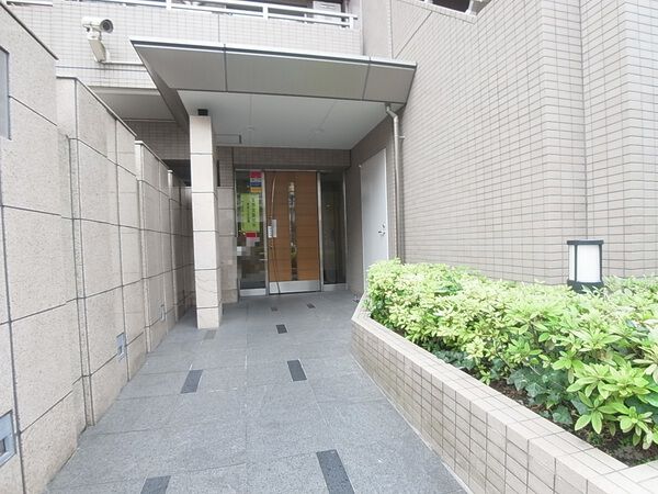 【プラネ府中】エントランス（外）