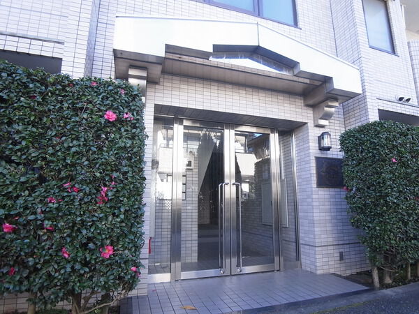 【センチュリー府中紅葉ケ丘】エントランス