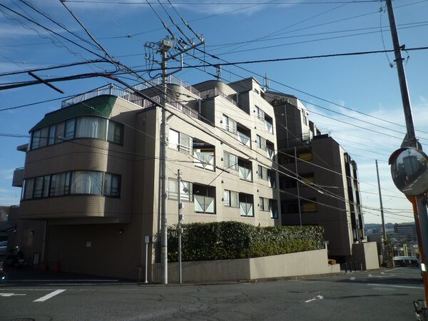 【ダイアパレス八王子富士見台】外観写真