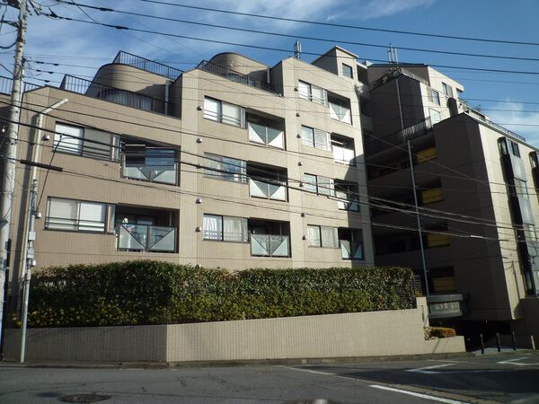 【ダイアパレス八王子富士見台】外観写真
