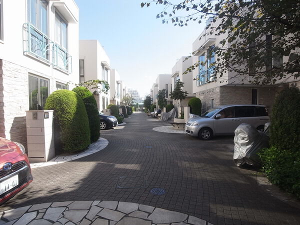 【セボン北烏山】中庭