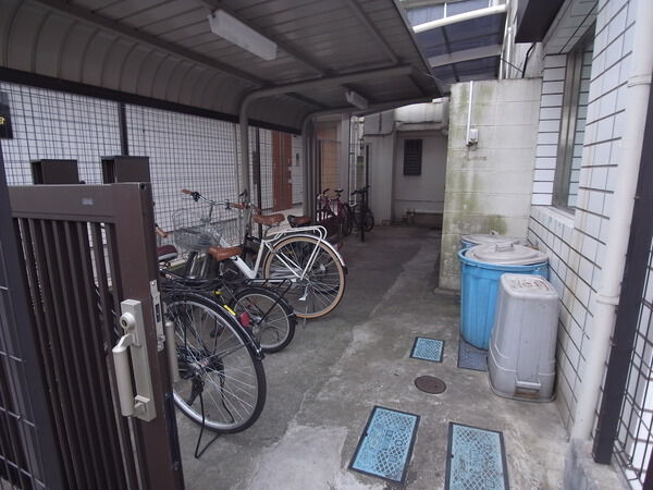 【代田砦ハイム】自転車置場