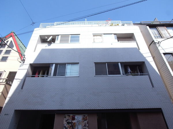 【ワールドパレス経堂】外観 【ワールドパレス経堂】外観