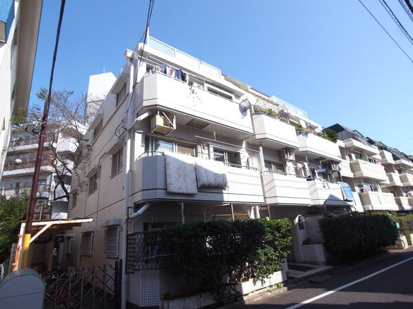 【経堂クリスコーポ】外観 【経堂クリスコーポ】外観