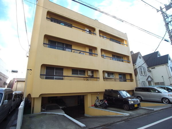 【真和ハイツ】外観