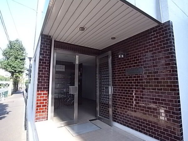 【第3千歳船橋ヒミコマンション】エントランス 【第3千歳船橋ヒミコマンション】エントランス